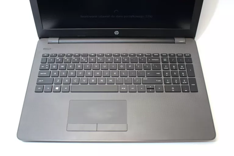 LAPTOP HP 255 G6 AMD A6/4GB/1TB/RADEON R4