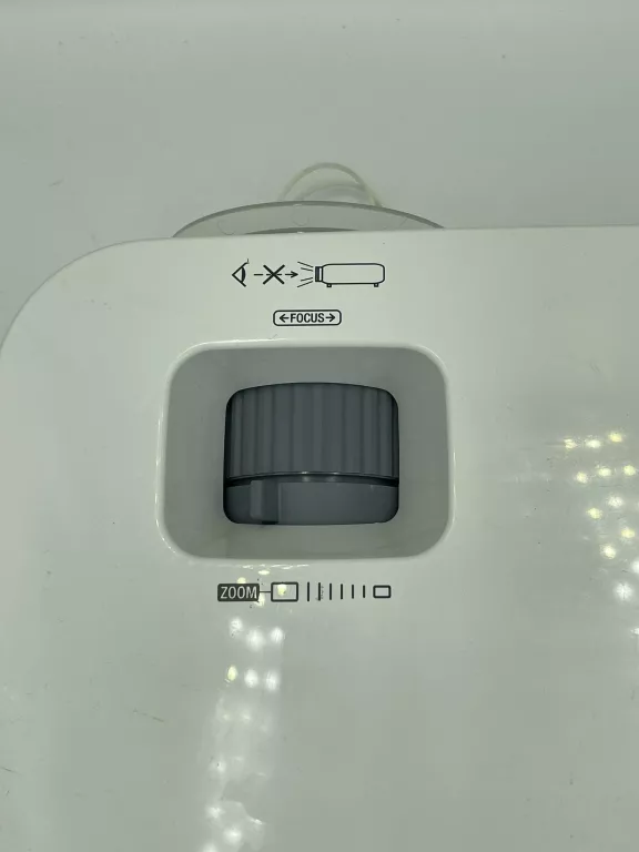 PROJEKTOR NEC NP 410 LCD