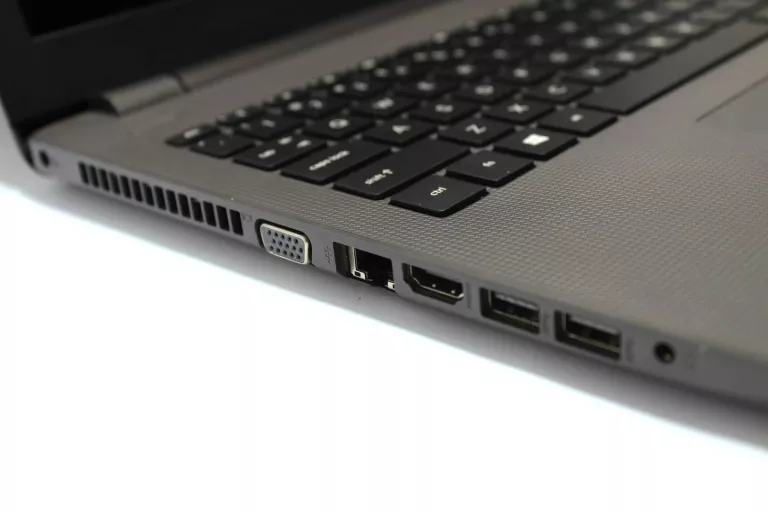 LAPTOP HP 255 G6 AMD A6/4GB/1TB/RADEON R4