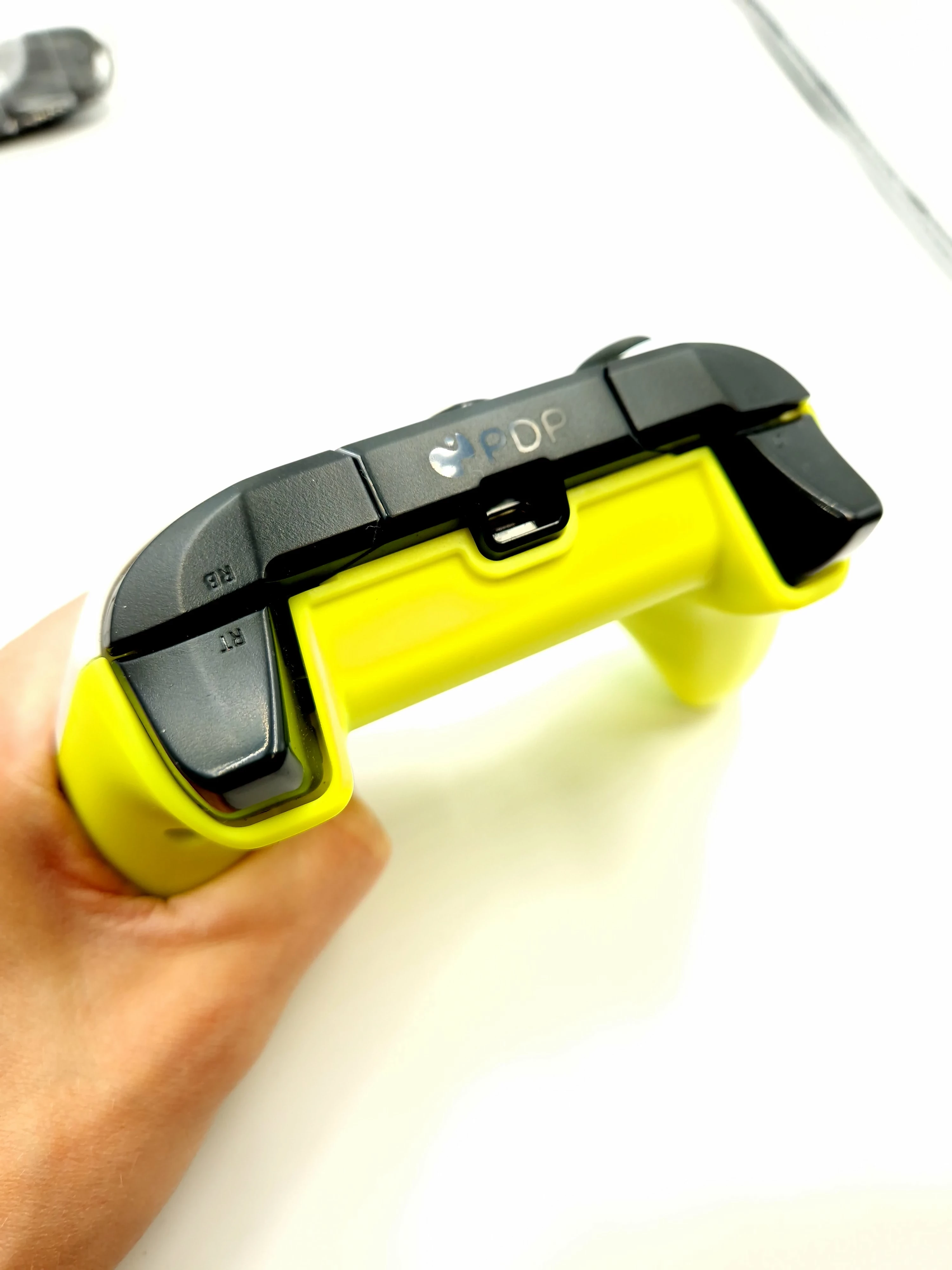 pad-pdp-xbox-seriespc-przewodowy-komplet-pochodzenie-zamiennik