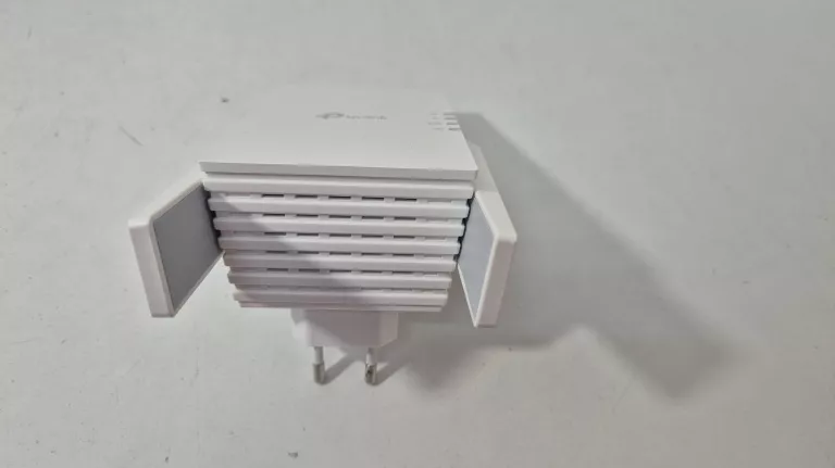 WZMACNIACZ SYGNAŁU TP-LINK RE505X