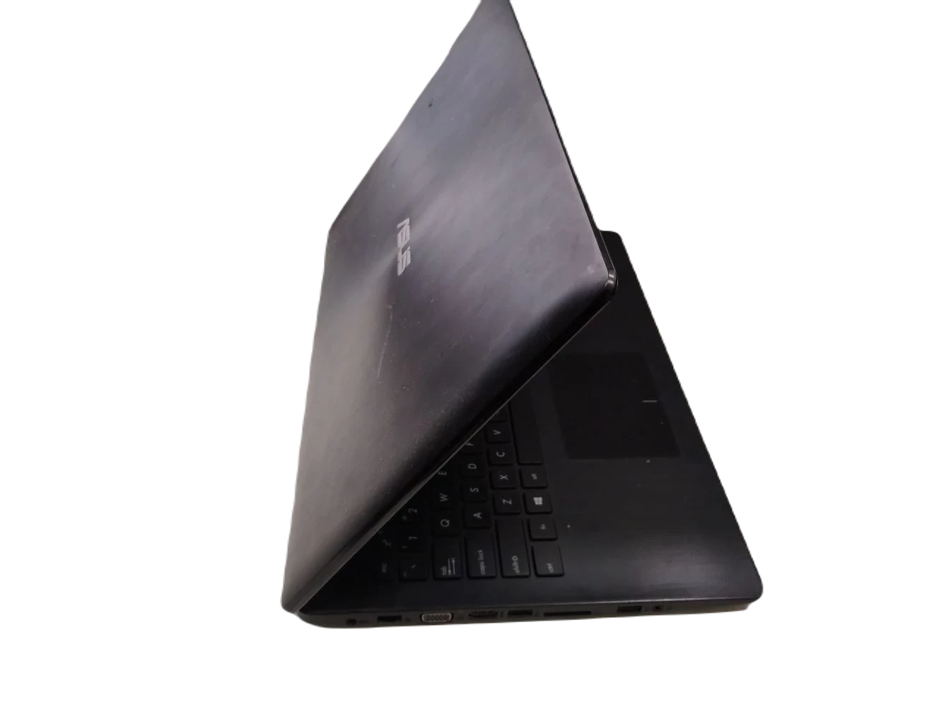 laptop-asus-x553m-przekatna-ekranu-1560