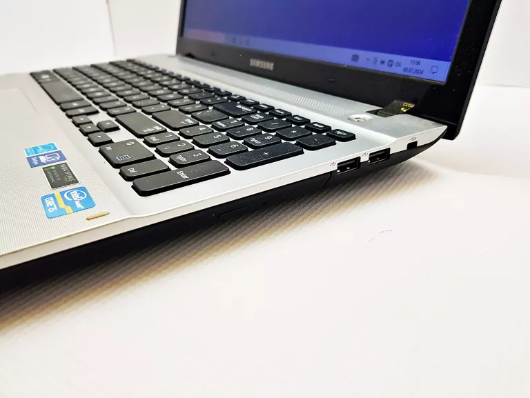 LAPTOP SAMSUNG 270E NP270E5E + ŁAD I5-3230M/8BG/WIN10/256GB