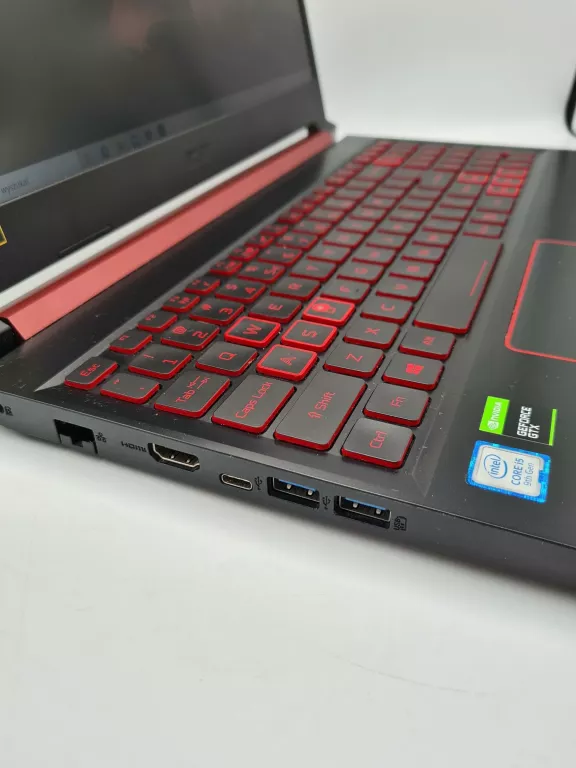 LAPTOP ACER NITRO 5 N18C3 I5 8GB 512GB SSD GTX 1050
