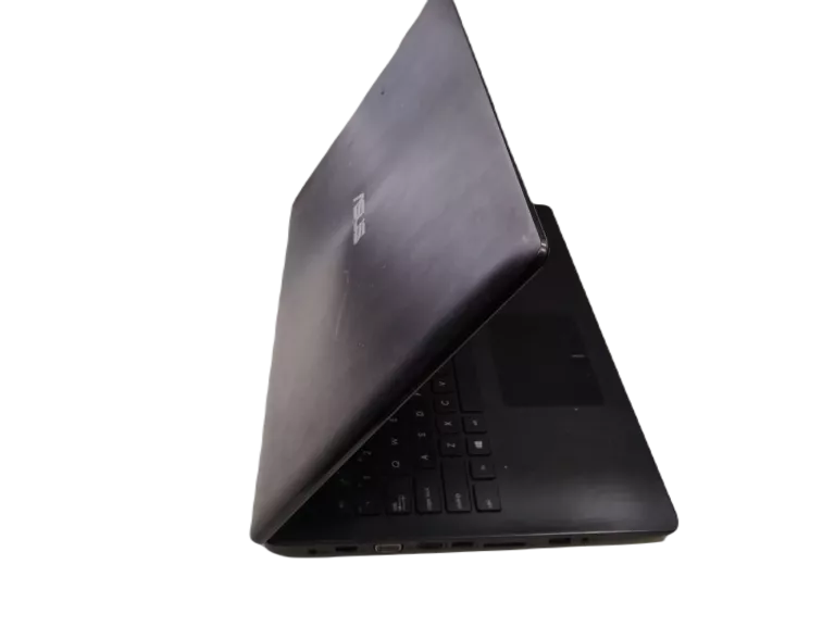 laptop-asus-x553m-przekatna-ekranu-1560