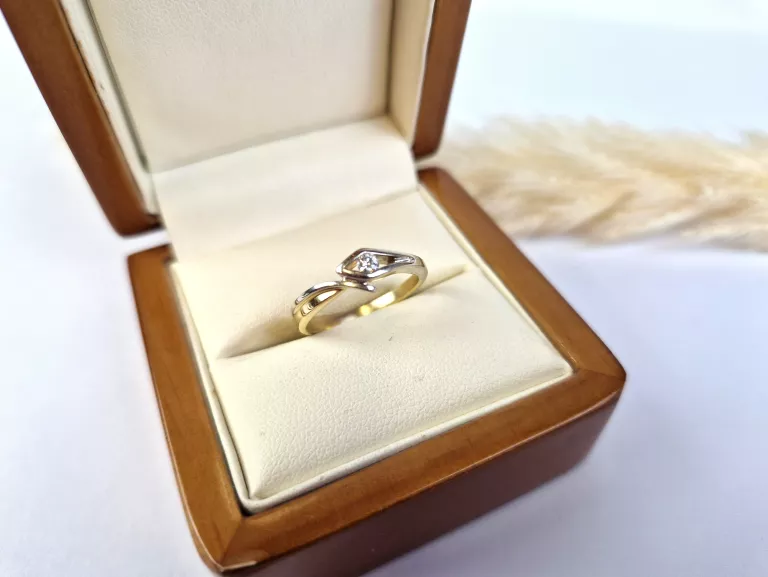 zloty-pierscionek-diamentem-08ct-p-14k-251g-stan-11323-2