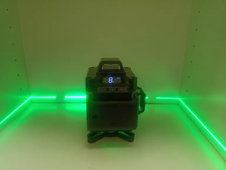 LASER KRZYŻOWY POZIOMICA LASEROWA KKMOON WALIZKA ZIELONA