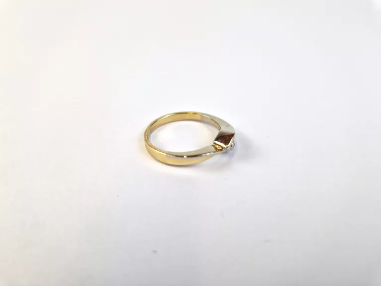 zloty-pierscionek-diamentem-08ct-p-14k-251g-waga-251