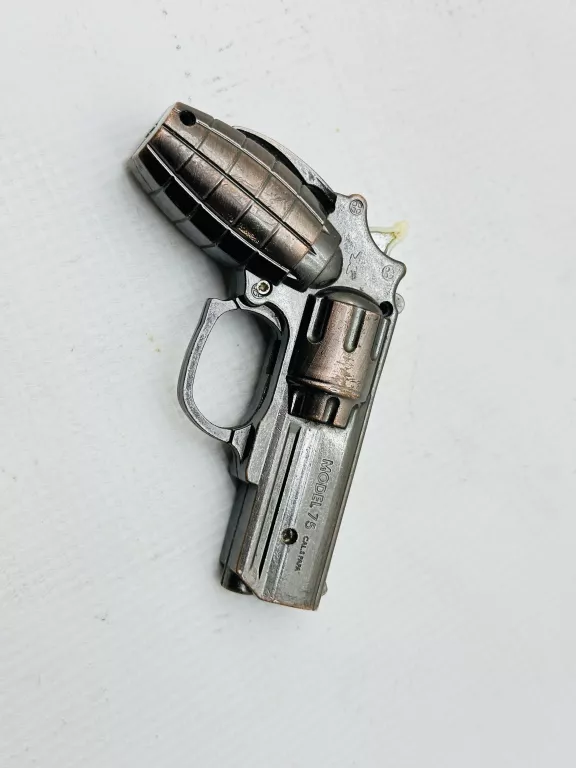 ZAPALNICZKA PISTOLET MODEL 75