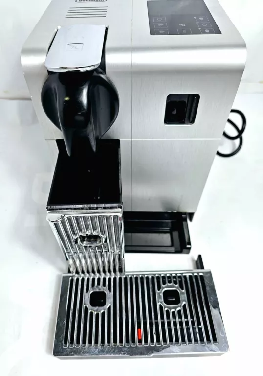 EKSPRES DELONGHI LATTISSIMA PRO EN 750.MB STAN DB