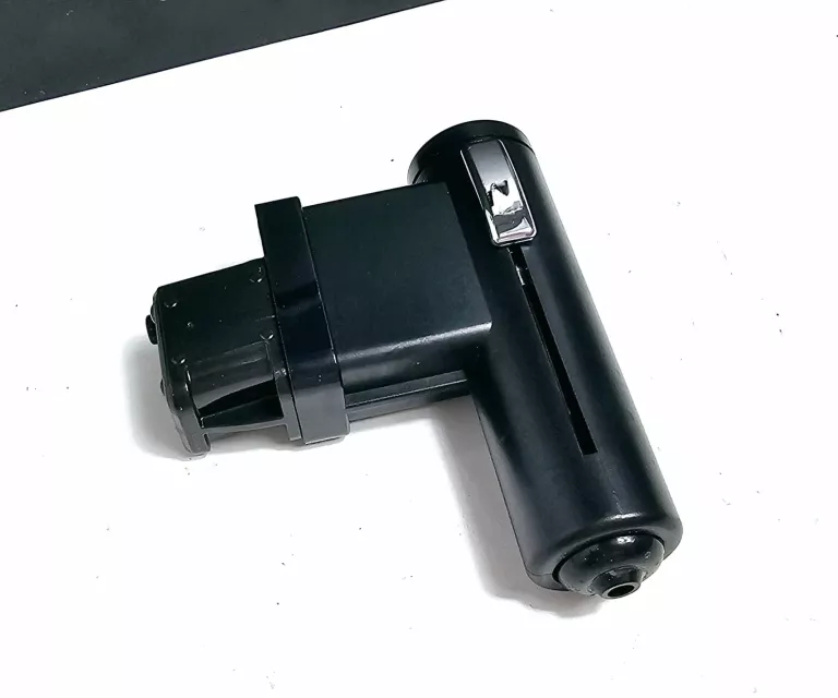 EKSPRES DELONGHI LATTISSIMA PRO EN 750.MB STAN DB