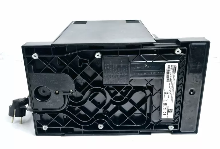 EKSPRES DELONGHI LATTISSIMA PRO EN 750.MB STAN DB