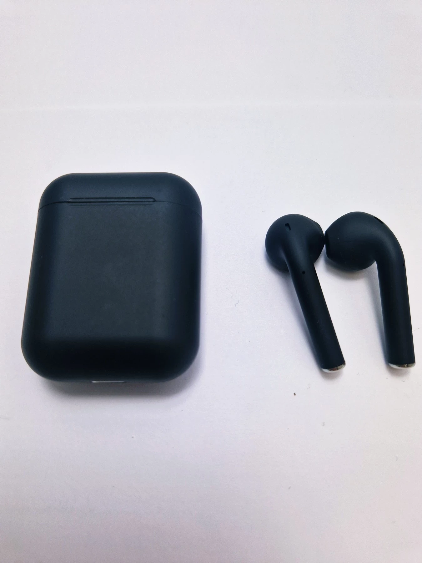 sluchawki-bezprzewodowe-inpods-12-ean-gtin-8052783651155