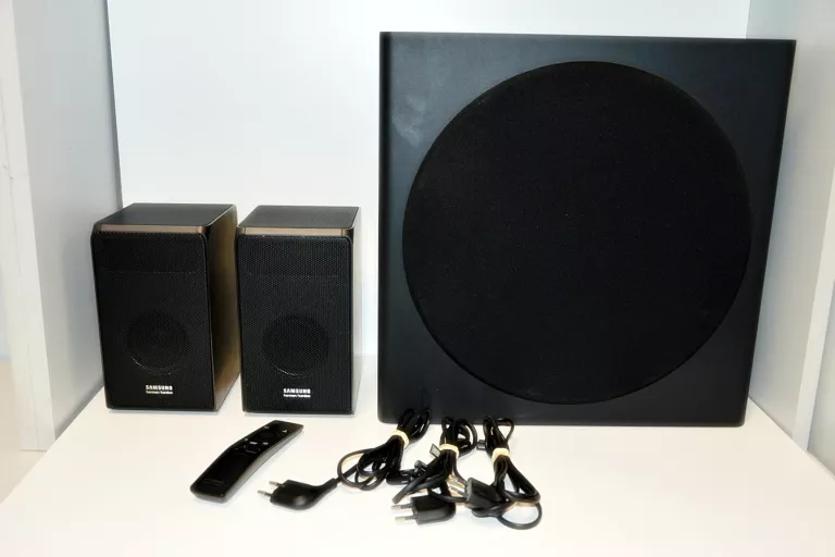 ZESTAW GŁOŚNIKÓW SOUNDBAR SAMSUNG HW-Q90R HARMAN / KARDON