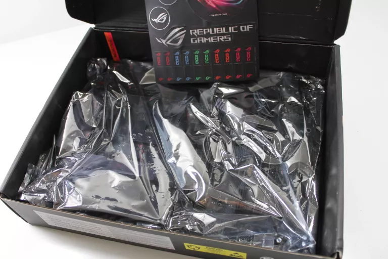 MOTHERBOARD ASUS ROG STRIX X370-F GAMING DDR4 SOCKET AM4 ATX