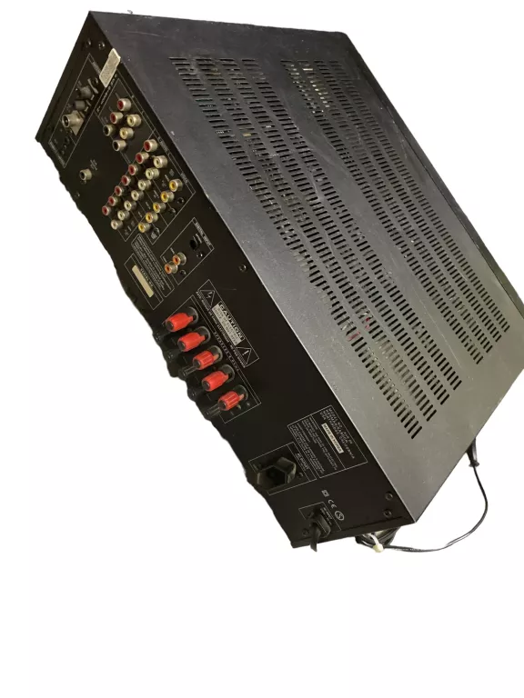 AMPLITUNER HARMAN KARDON AVR 200