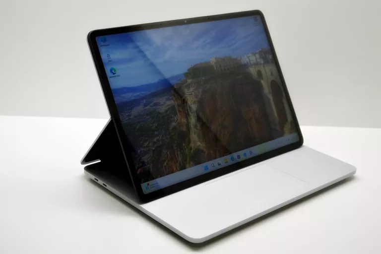 MICROSOFT SURFACE LAPTOP STUDIO I5 11TH / 16GB / 256GB / WIN11