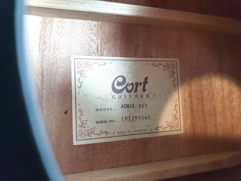 GITARA AKUSTYCZNA CORT AD810 Z POKROWCEM