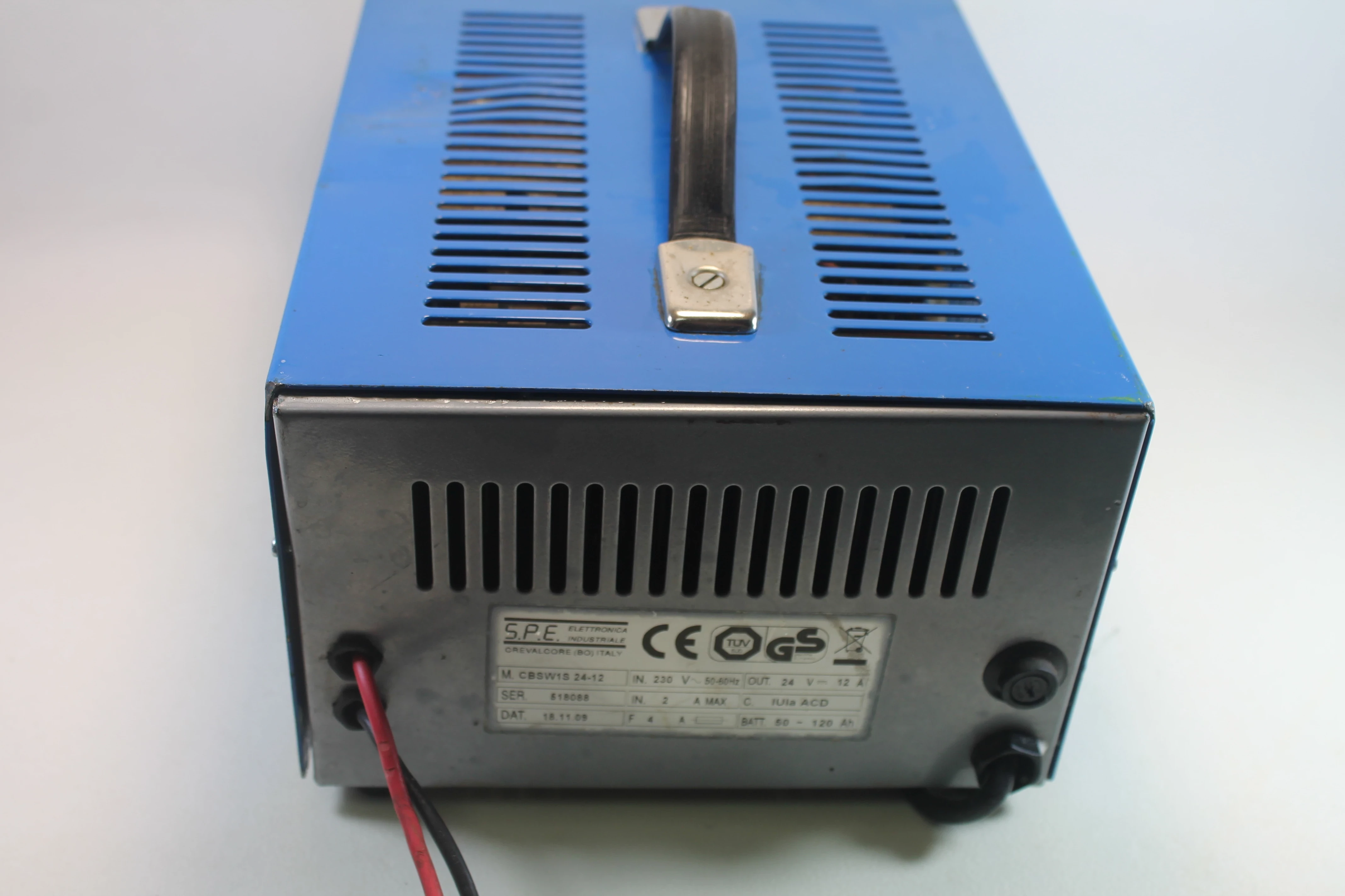 prostownik-baterii-trakcyjnych-cbsw1s-24-12-natezenie-maksymalne-25000