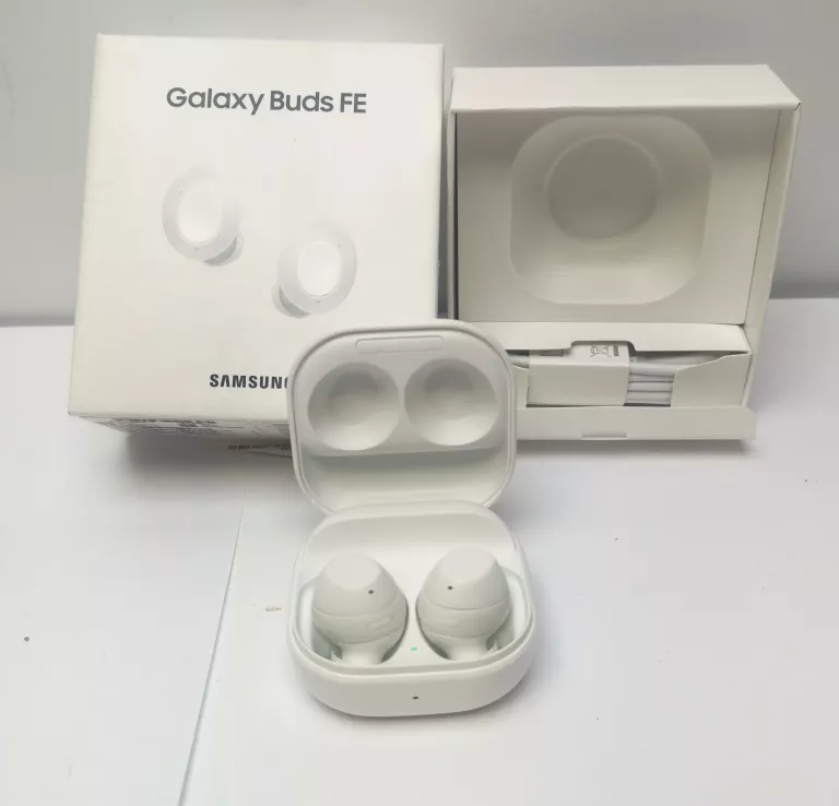 GALAXY BUDS FE SŁUCHAWKI PUDEŁKO