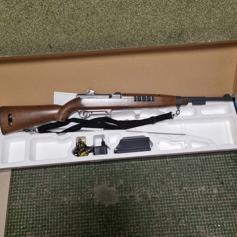 KARABINEK SZTURMOWY AUTOMATYCZNY ASG  D69
