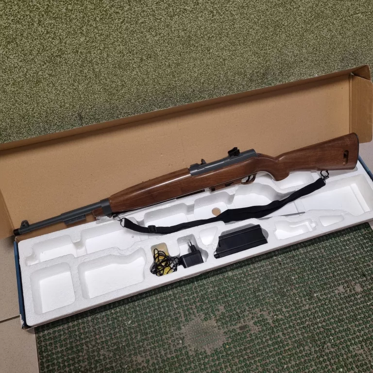 KARABINEK SZTURMOWY AUTOMATYCZNY ASG  D69