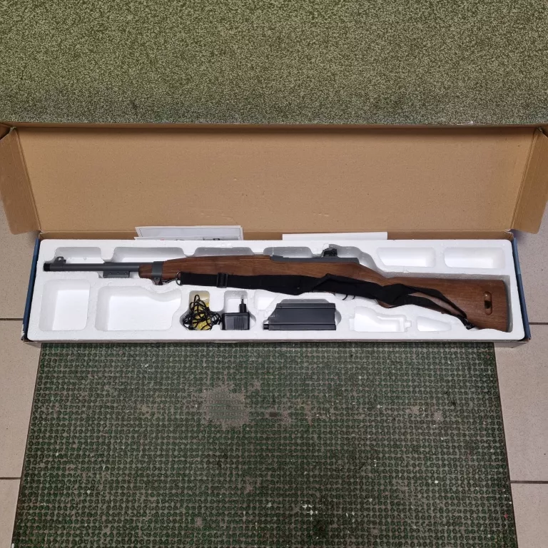 KARABINEK SZTURMOWY AUTOMATYCZNY ASG  D69
