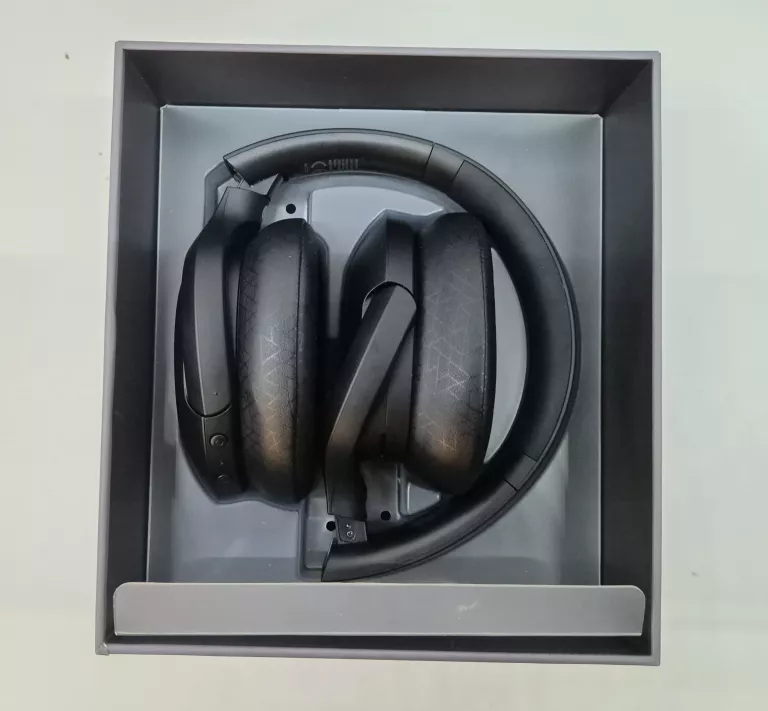 sluchawki-sony-wh-h910n-stan-uzywany