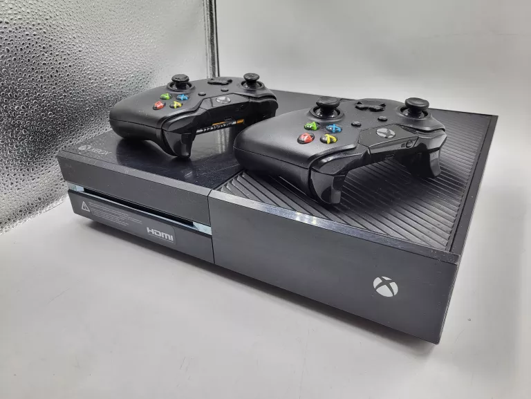 KONSOLA XBOX ONE FAT 500GB 2X PAD /KABEL ZASILAJĄCY