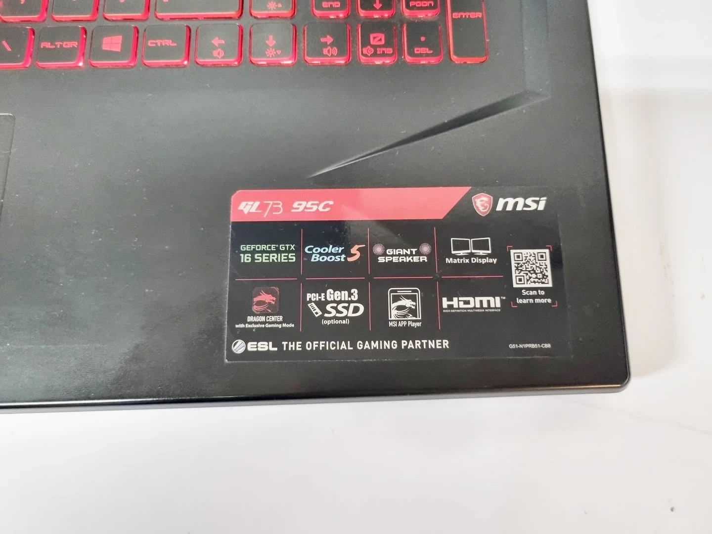 laptop-msi-gl73-stan-11323-2