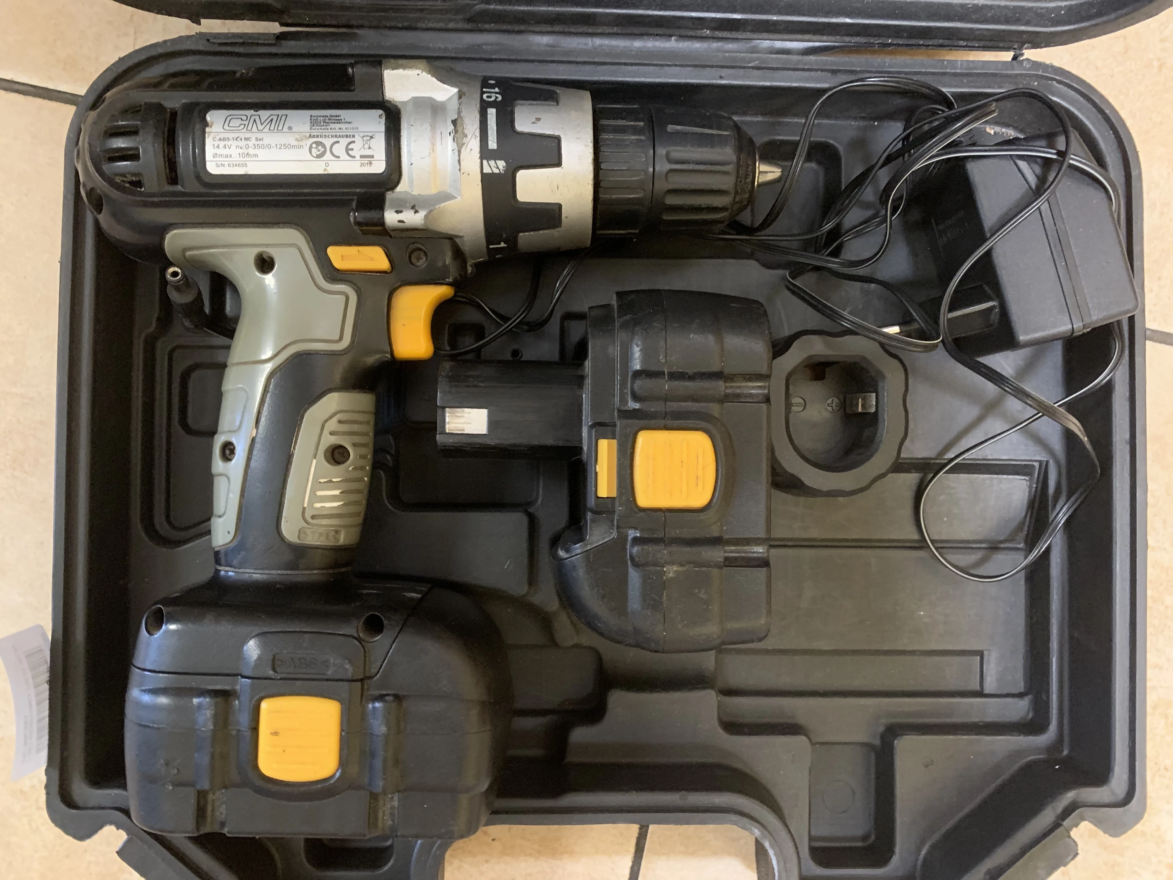 wkretarka-cmi-c-abs-144-2x-akumulator-walizka-grojecka-31-warszawa