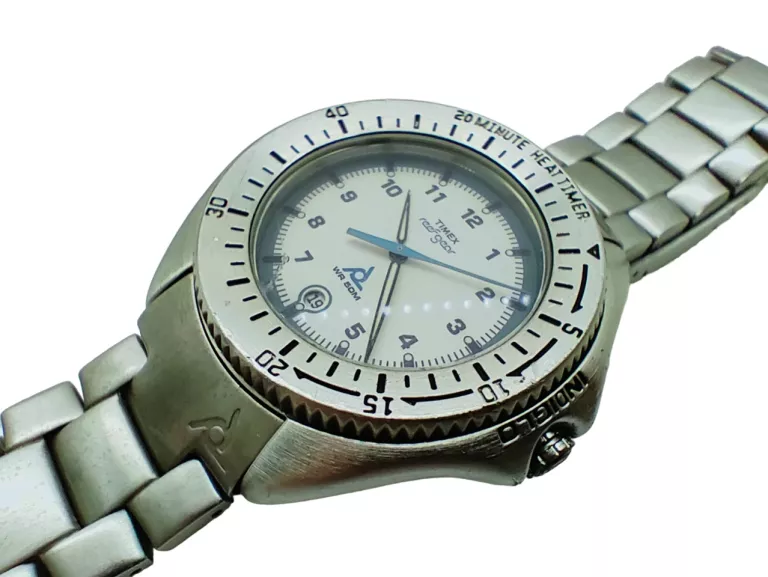 ZEGAREK TIMEX REEF GEAR CR2016 SREBRNY Z NIEBIESKO BIAŁĄ TARCZĄ