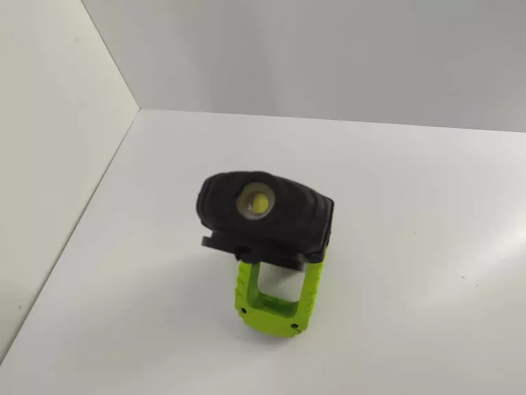 ZESTAW LAMP WARSZTATOWYCH EMOS P4531 COB 330 LM