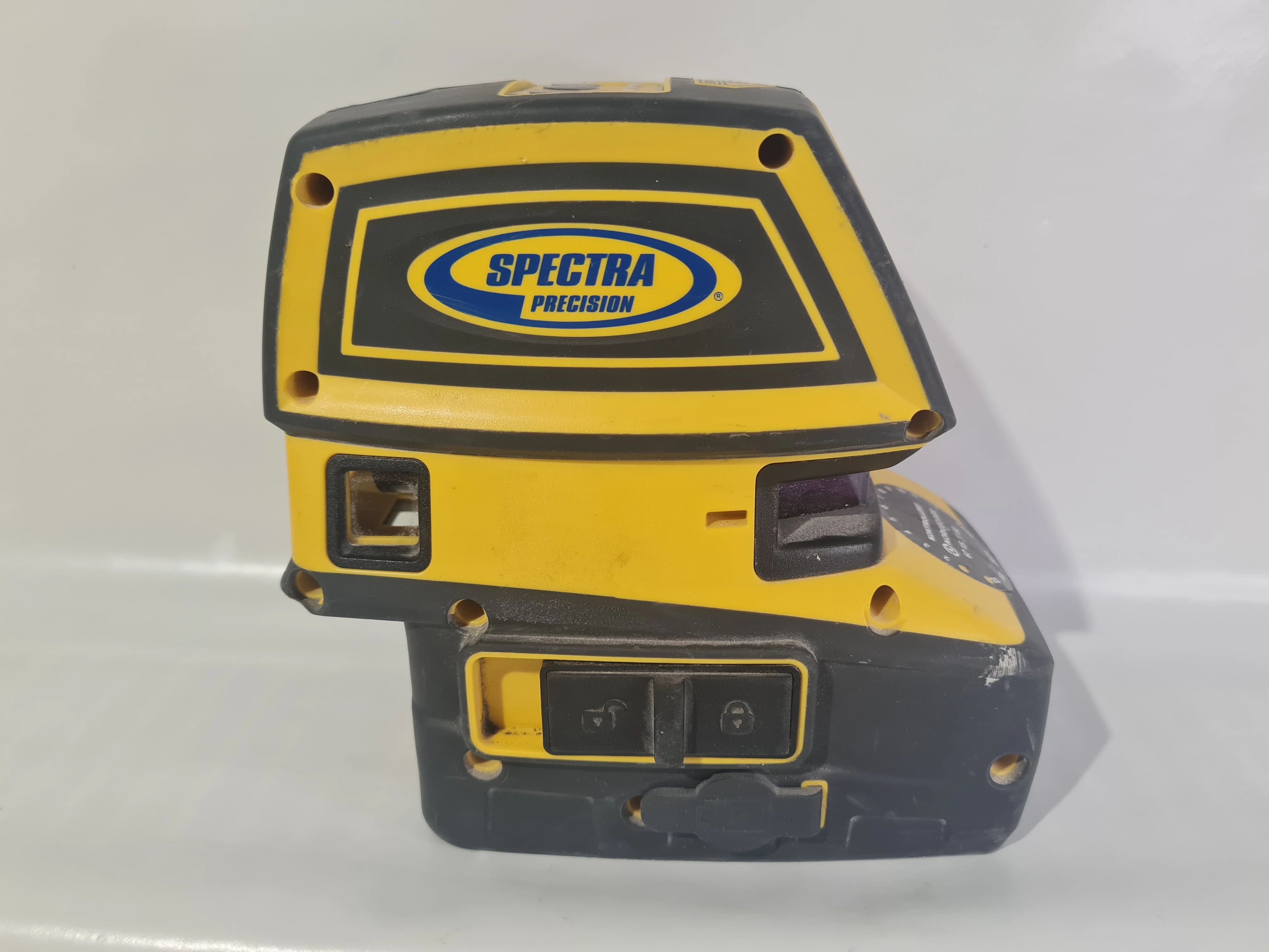 laser-krzyzowy-spectra-precision-lt52g-daszynskiego-20-wyszkow