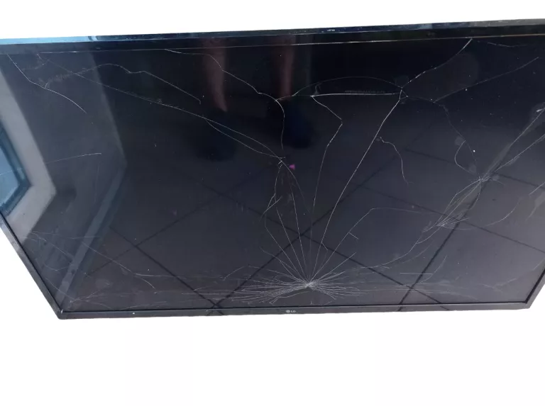 TELEWIZOR SMART TV LG 43LM6300PLA KOMPLET