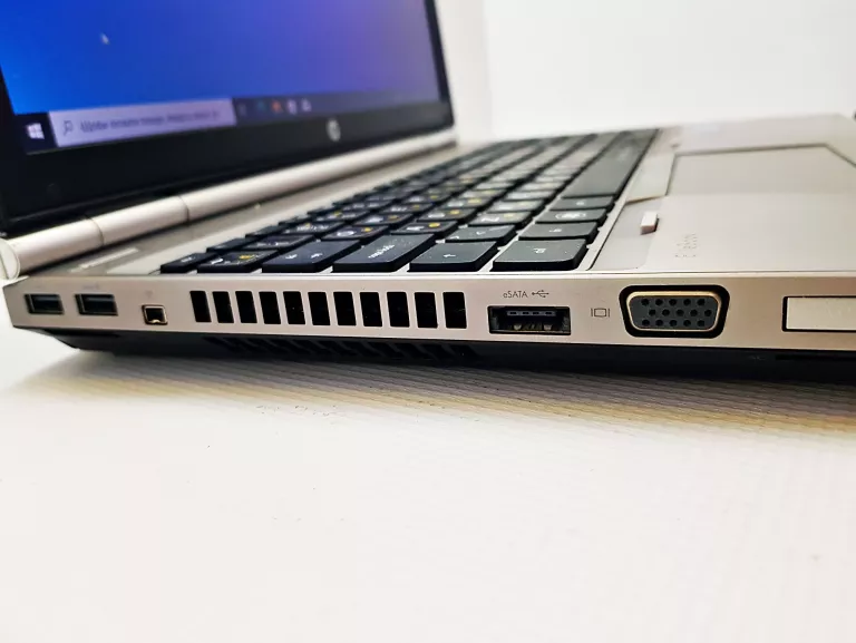 LAPTOP HP ELITEBOOK 8560P I7-2620 / SSD 240GB / WIN 10 / 8GB TORBA
