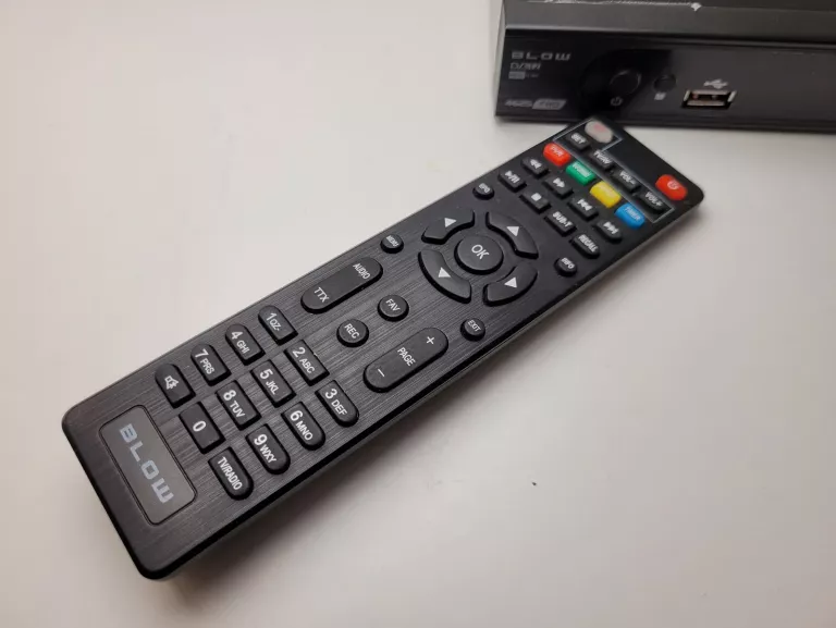 TUNER DVB-T2 DVB-T DEKODER TV HDMI BLOW 4625FHD