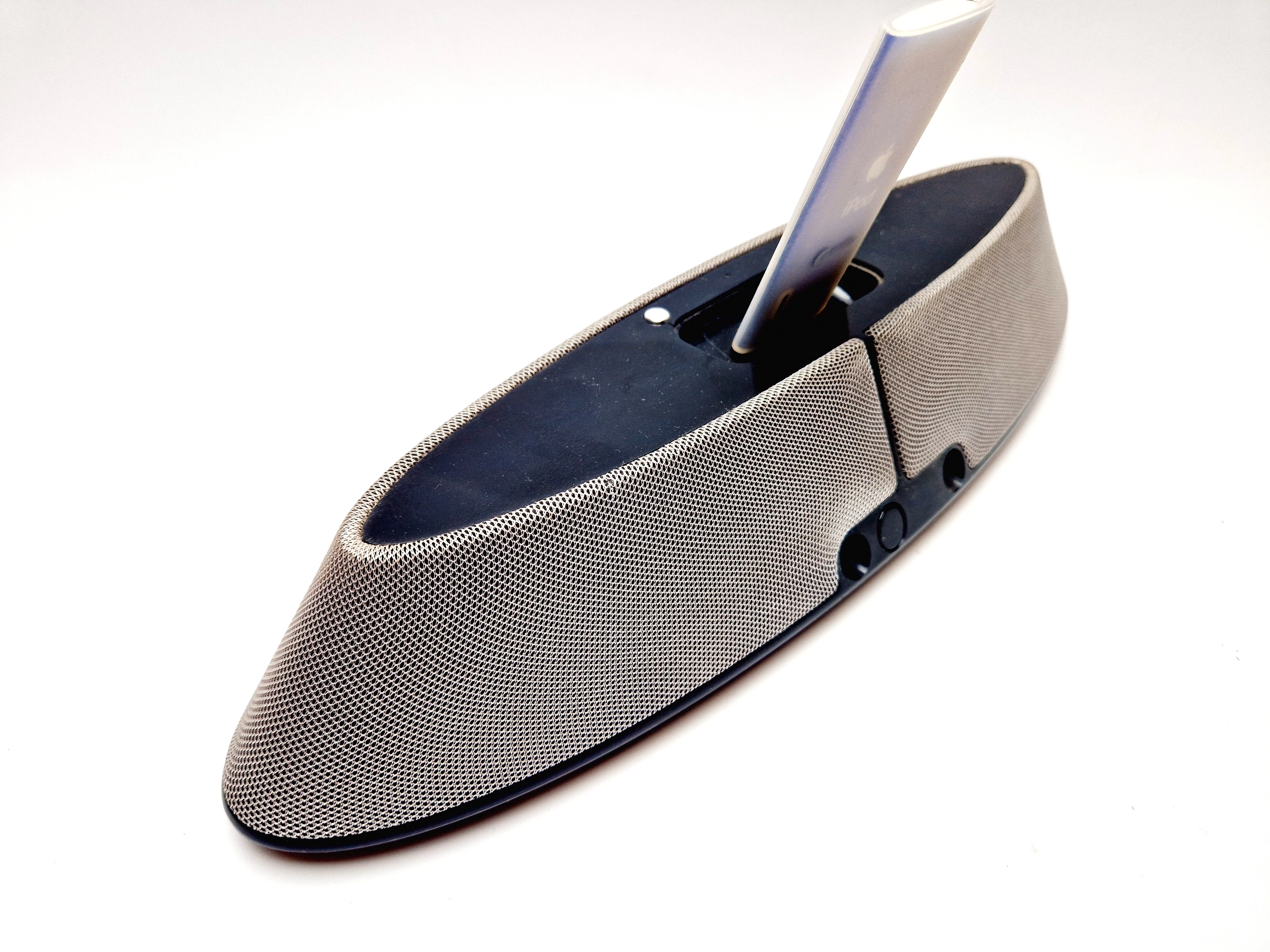 ipod-nano-a1320-stacja-dokujaca-glosnik-jbl-kod-producenta-a1320