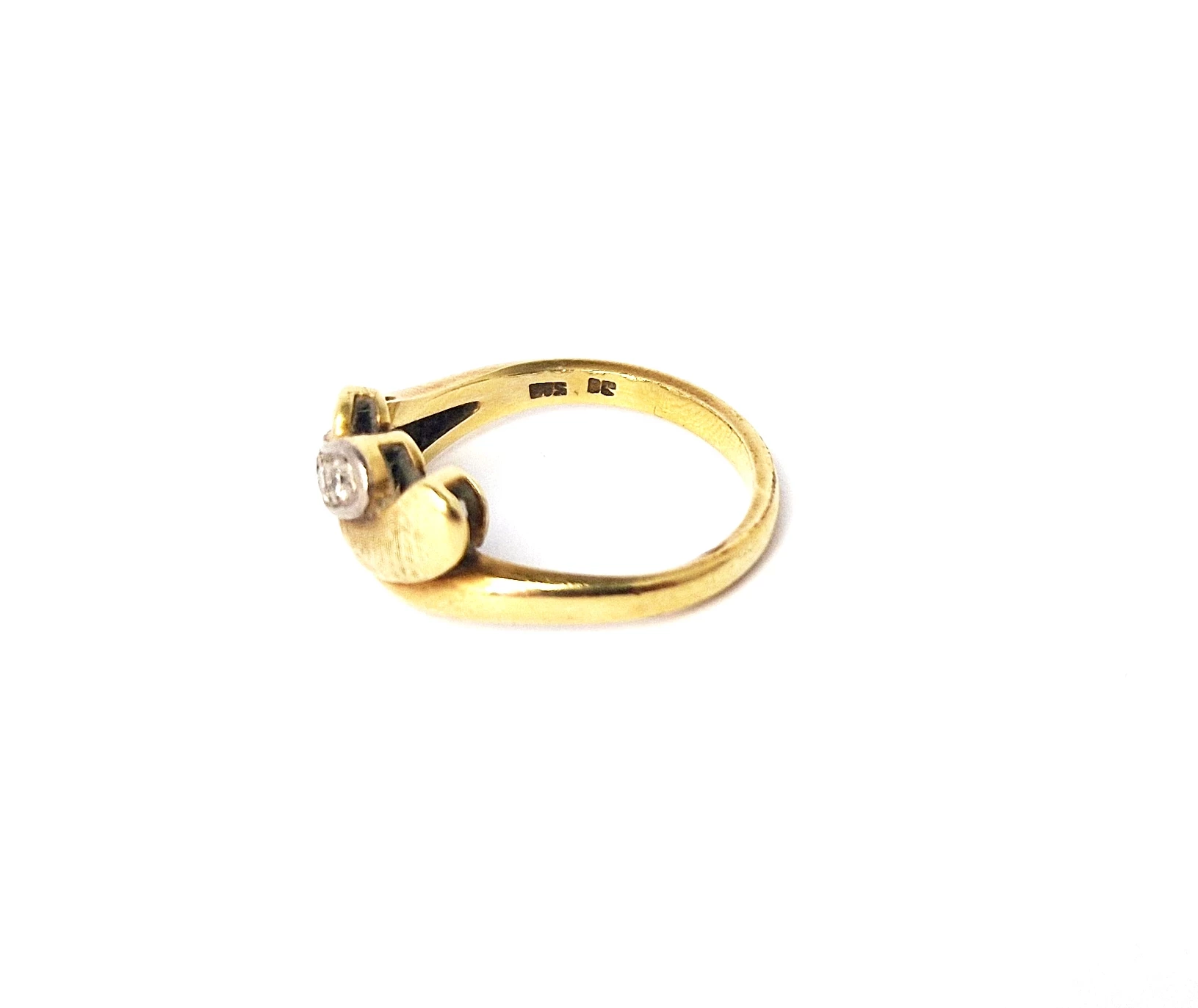 zloty-pierscionek-z-brylantami-008ct-585-447g-r16-material-15835-2