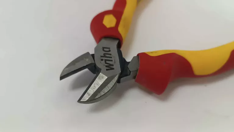 SZCZYPCE DO CIĘCIA BOCZNEGO WIHA 43335 160 MM