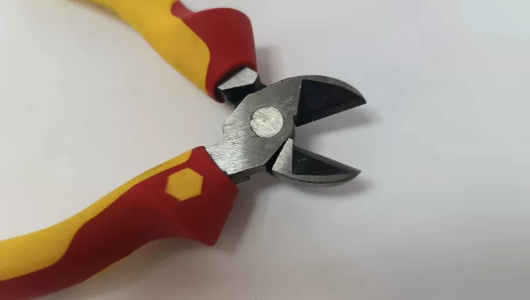SZCZYPCE DO CIĘCIA BOCZNEGO WIHA 43335 160 MM