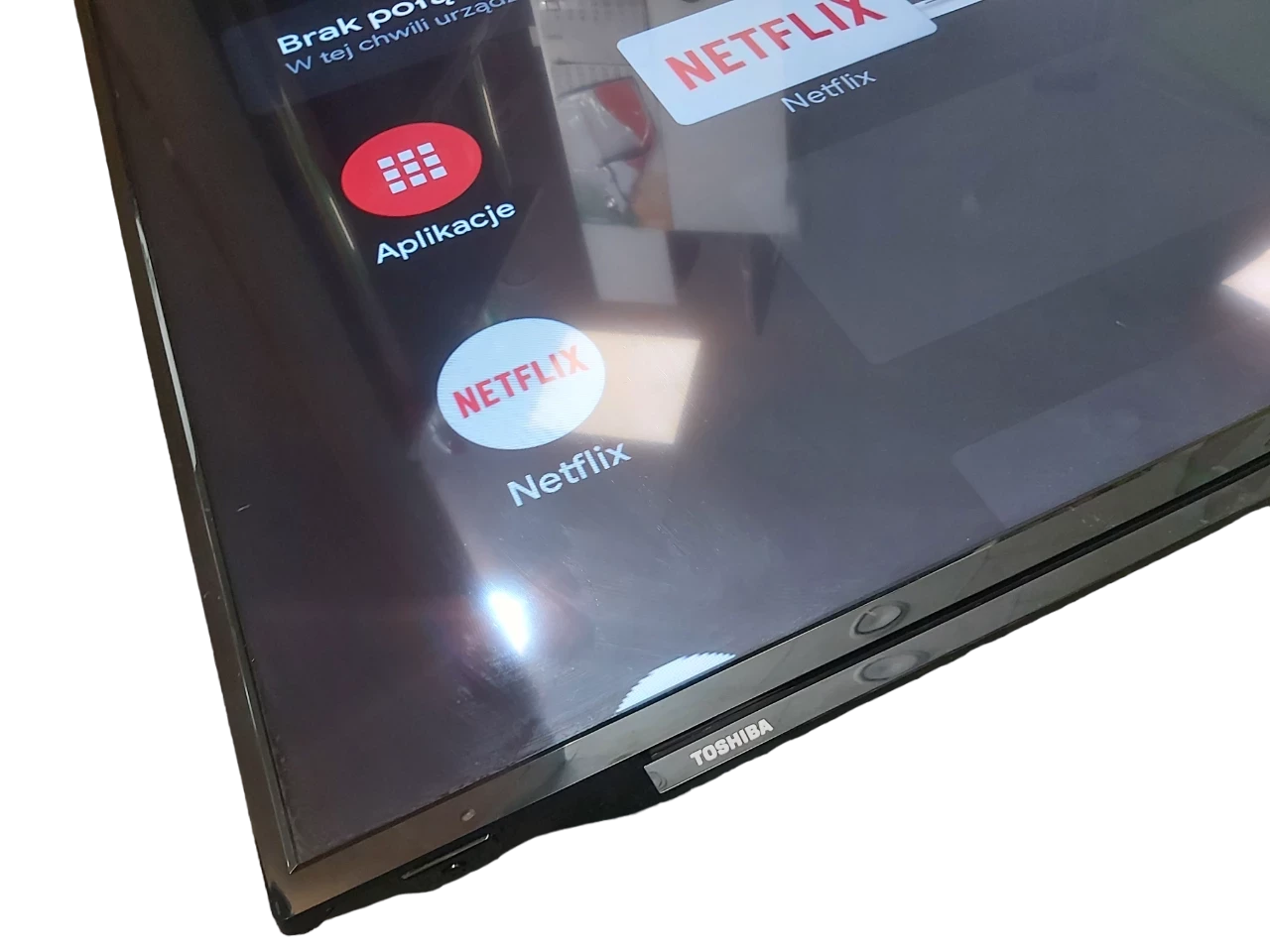 okazja-telewizor-65-cali-led-toshiba-65ua2063dg-65-4k-uhd-czarny-pilot-stan-uzywany