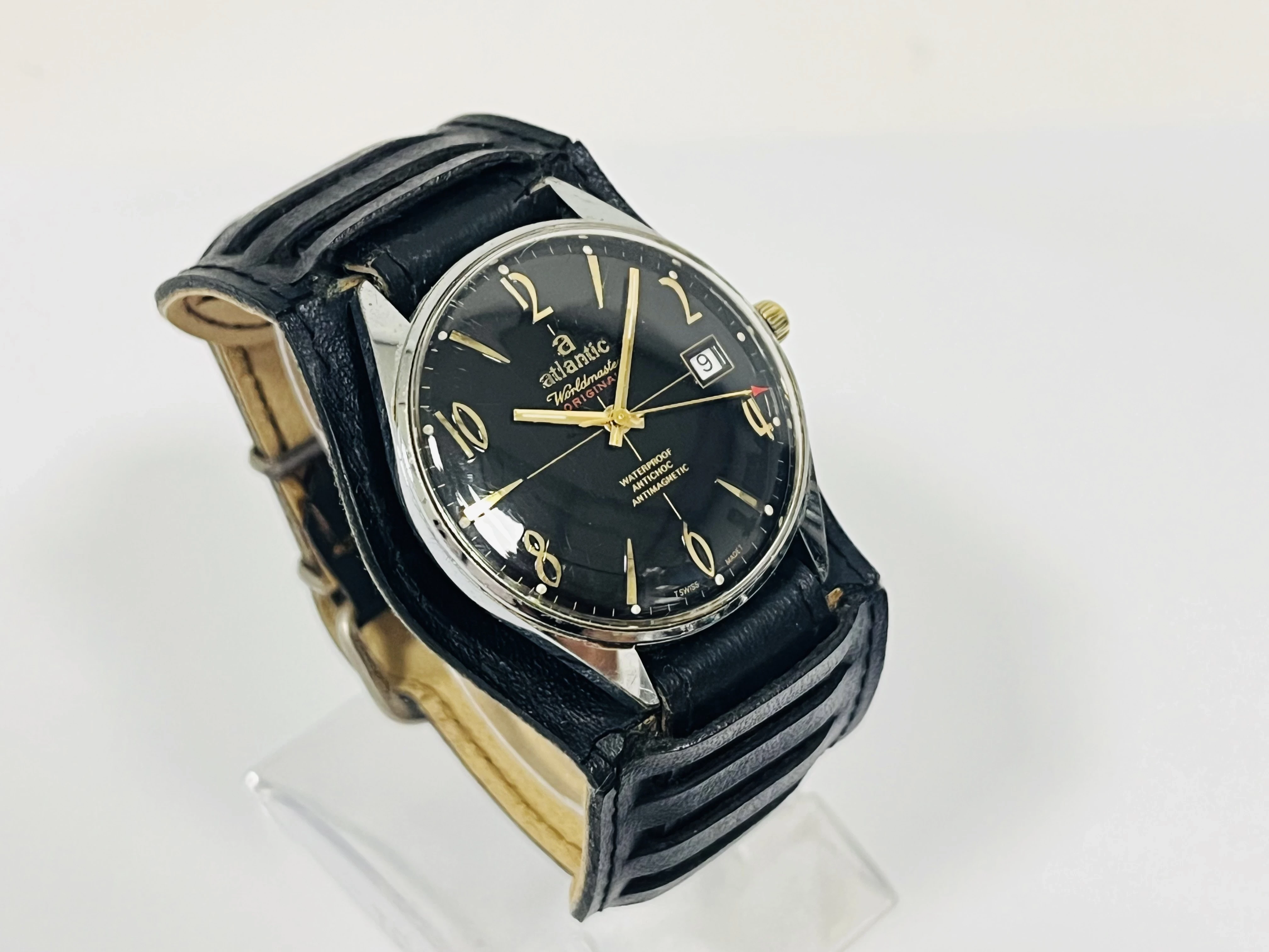 zegarek-atlantic-worldmaster-original-61660-funkcje-datownik