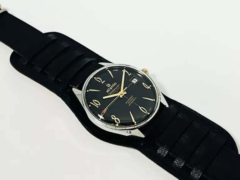 zegarek-atlantic-worldmaster-original-61660-ksztalt-koperty-okragla