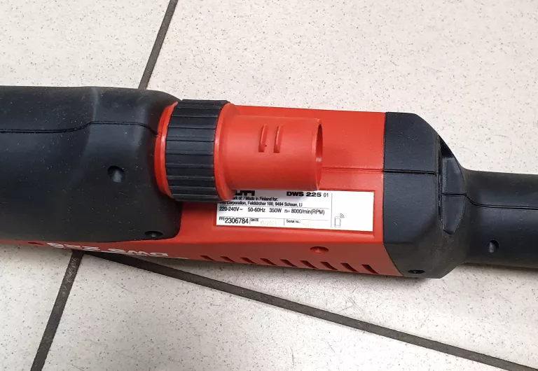 SZLIFIERKA DO PŁYT HILTI  DWS 225 KOMPLET STAN FABRYCZNY