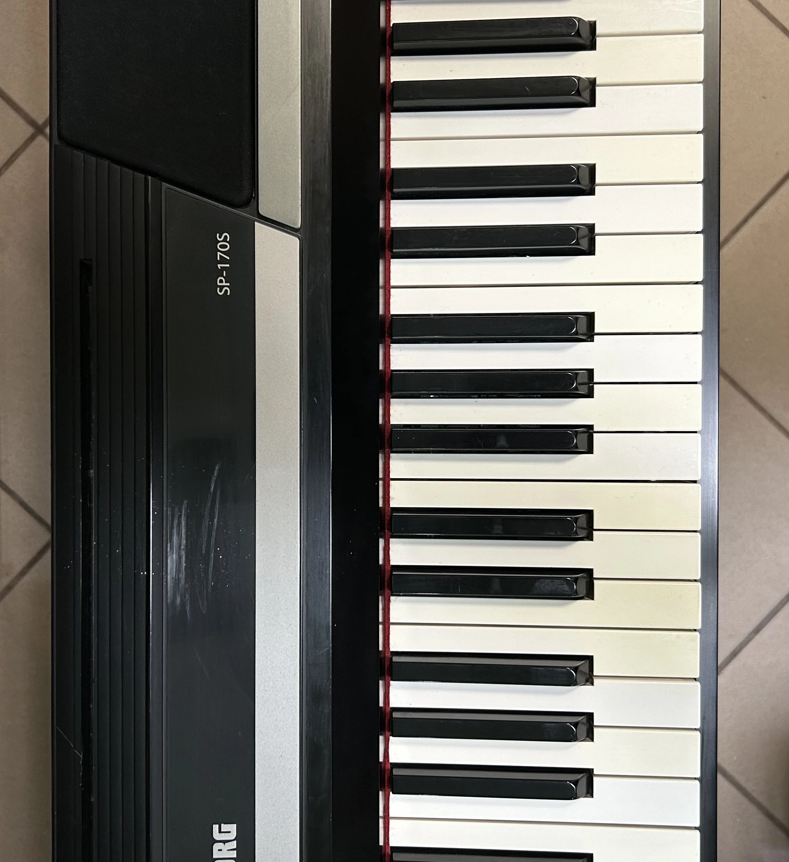 korg-kompaktowe-pianino-cyfrowe-sp-170s-zasilacz-ean-gtin-4959112193482