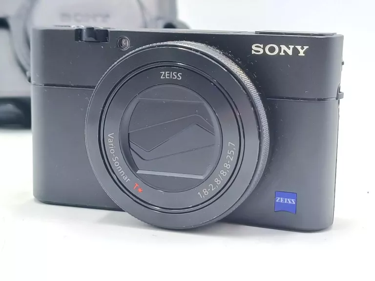 APARAT SONY RX100 V