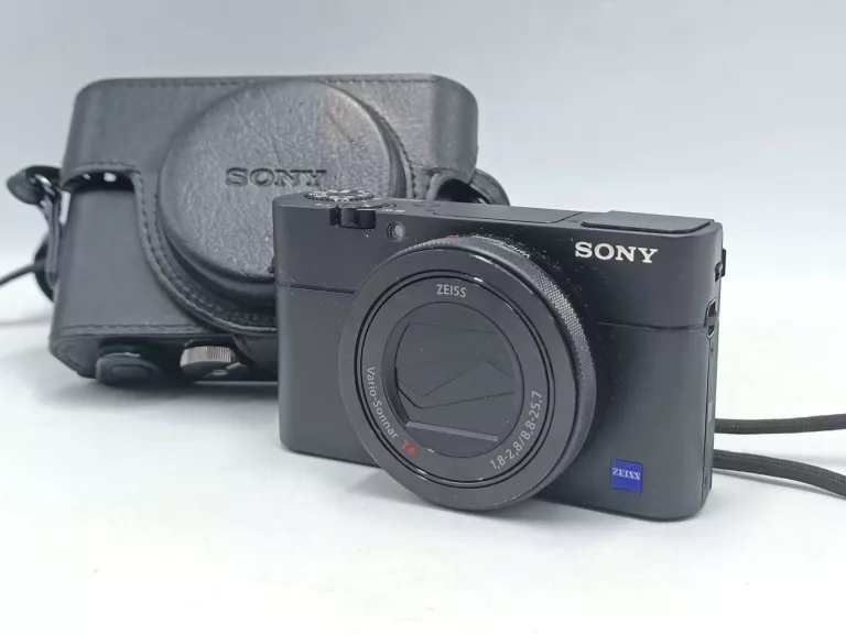 APARAT SONY RX100 V