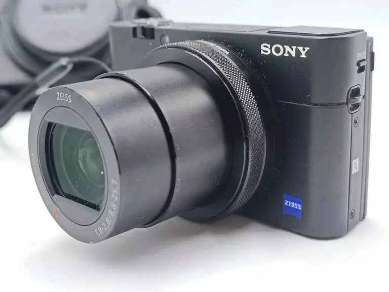 APARAT SONY RX100 V