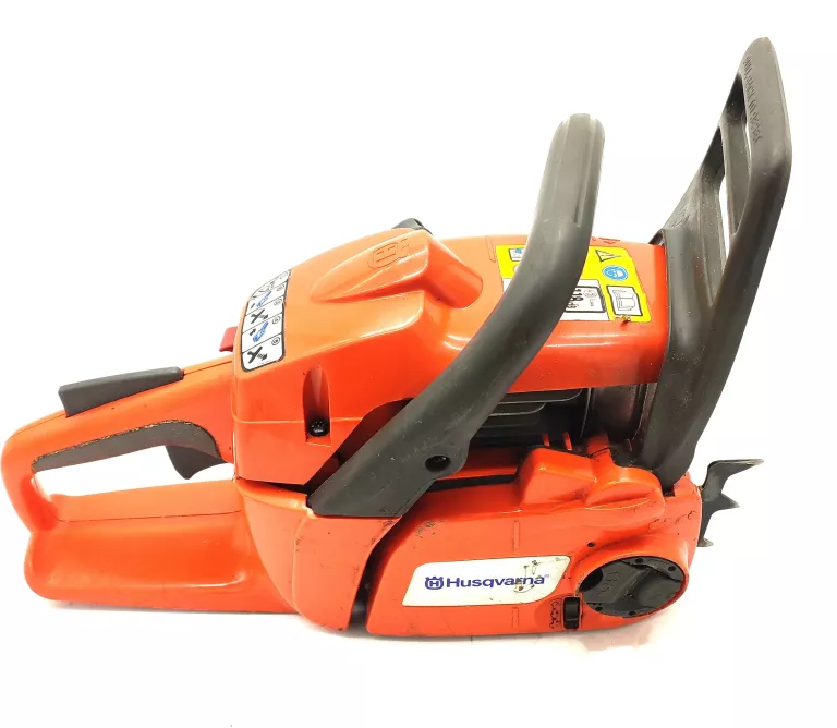 PIŁA SPALINOWA HUSQVARNA 240E 1.5 KW / 2.0 KM OPIS